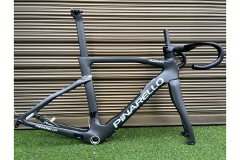 Pinarello DogMa F Carbon Rennradrahmen Felgenbremse Silber