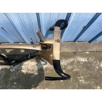 Pinarello DogMa F Carbon Road Bicycle Frame Rim Brake Black and Gold-პინარელოს ჩარჩო