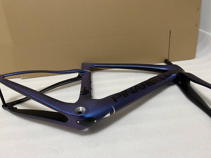 Pinarello DogMa F Carbon Fiber Road Bicycle Frame Disc Brake Pinarello DogMa F Carbon Fiber Road Bicycle Frame Disc Brake