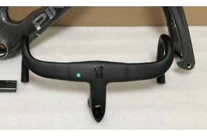 Guidon en fibre de carbone pour vélo de route Pinarello DogMa F Frame