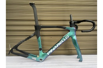 Karbonový rám silničního kola Pinarello DogMa F Chameleon