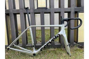 Рамка за шосеен велосипед Cevelo R5 Carbon Silvery