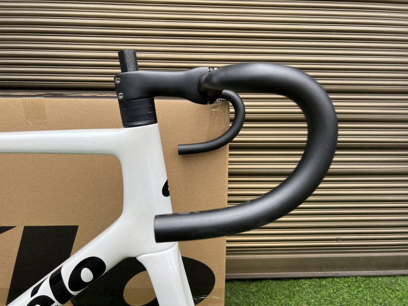Cervelo R5 カーボンファイバー ロード自転車フレーム ホワイト