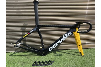 Černý rám silničního kola Cervelo New S5 Carbon