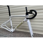 Carbon Fiber Road Bicycle Frame S-Works Tarmac SL7 Frameset Disc Brake White With Gold Stickers