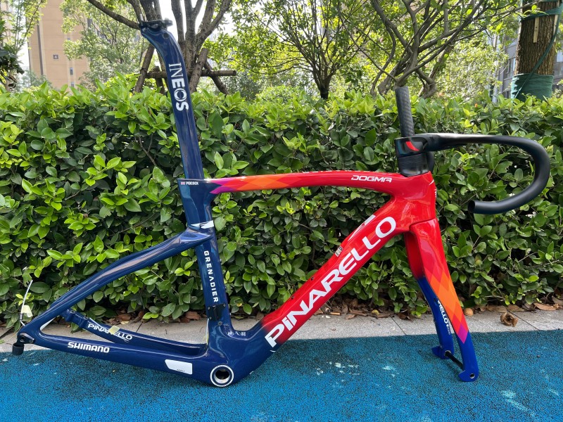 Pinarello DogMa F カーボンファイバー ロード自転車フレーム