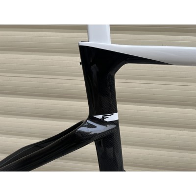 Pinarello DogMa F Carbon Road Bike Frame Black With White-Dogma F Disc Brake