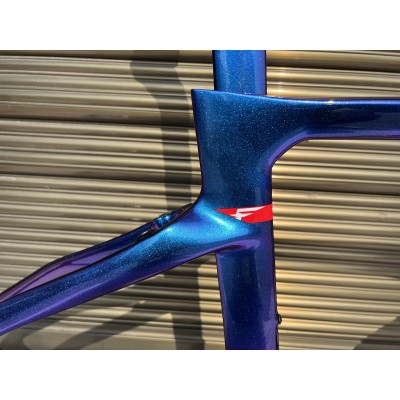 Pinarello DogMa F Disc Brake Carbon Road Bike Frame Blue Purple Chameleon-Dogma F Disc Brake