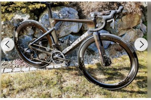 Cuadro de bicicleta de carretera de carbono Cipollini AD.ONE Camaleón