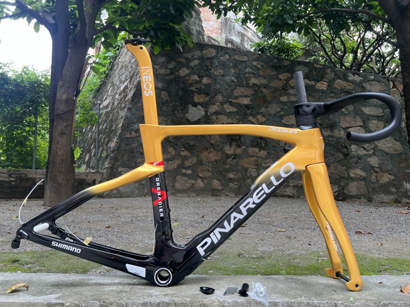 pinarello dogma gold