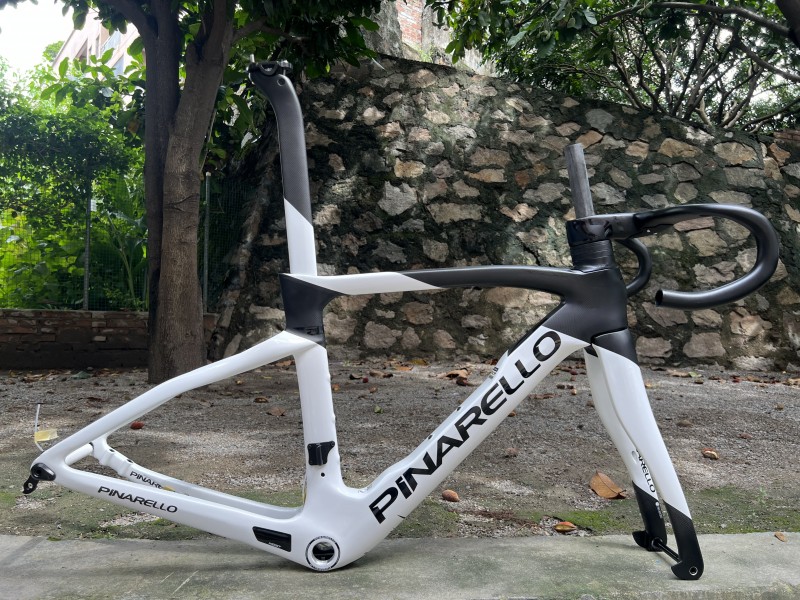 pinarello dogma white