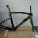 Telaio per bici da strada Pinarello DogMa F Carbon nero con oroimage