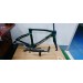 Pinarello DogMa F Disc Brake Cuadro de bicicleta de carretera de carbono verdeimage
