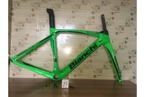 Rama roweru szosowego Bianchi XR4 z włókna węglowego