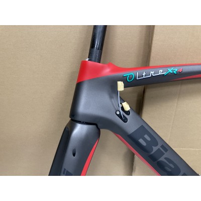 Bianchi XR4  Carbon Fiber Road Bicycle Frame-Canyon Aeroad 2021