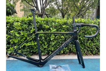 Telaio per bicicletta da strada Cervelo R5 in fibra di carbonio nero e camaleonte