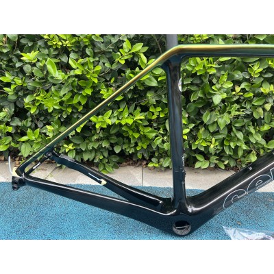 Cervelo R5 Carbon Fiber Road Bicycle Frame Black and Chameleon-Cervelo R5