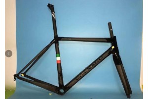 Silniční kolo Colnago C59 s karbonovým rámem