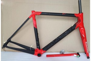 Bicicleta de estrada Colnago C64 com quadro de carbono