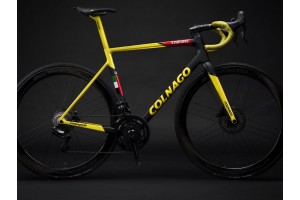 Bicicletta da strada con telaio in carbonio Colnago V3RS gialla e nera