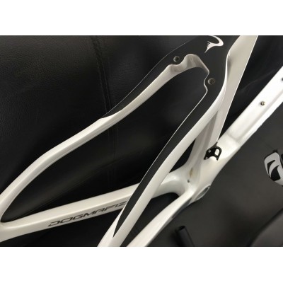 Telaio per bici da strada in carbonio supportato da Pinarello DogMa F12-Dogma F12 Disc Brake