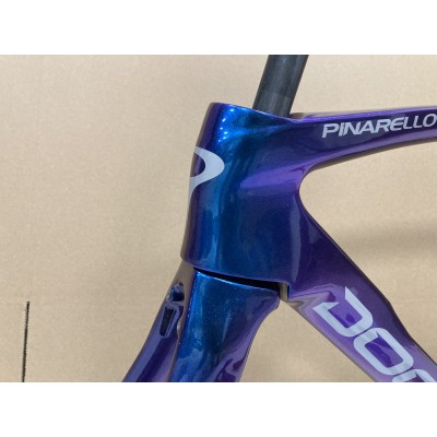 Карбоновая рама шоссейного велосипеда с дисковой опорой Pinarello DogMa F12