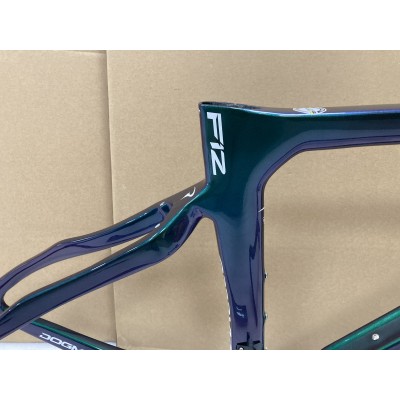 Pinarello DogMa F12 დისკის მხარდაჭერა Carbon Road Bike Frame-Dogma F12 Disc Brake