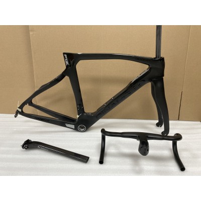 Telaio per bici da strada in carbonio supportato da Pinarello DogMa F12-Dogma F12 Disc Brake