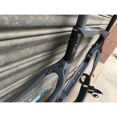 Cadru bicicletă de drum Pinarello DogMa F12 din carbon