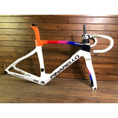 Pinarello DogMa F12 Carbonfaser-Rennradrahmen, Felgenbremse