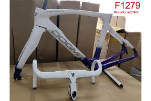 Telaio per bici da strada in carbonio Pinarello DogMa F12