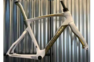 Pinarello DogMa F12 Carbon გზის ველოსიპედის ჩარჩო