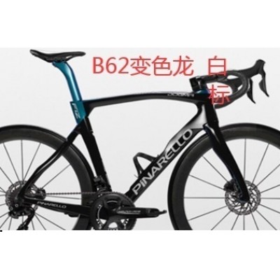 Карбоновая рама шоссейного велосипеда с дисковой опорой Pinarello DogMa F12