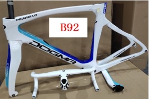 Карбонова рамка за шосеен велосипед Pinarello DogMa F12