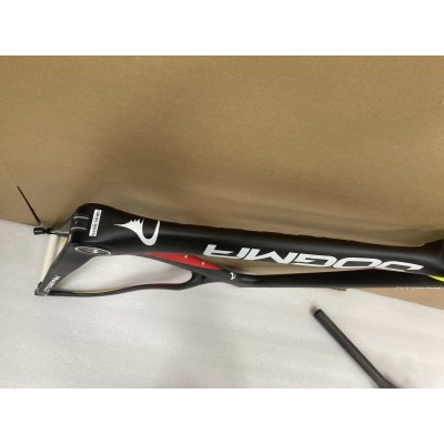 ピナレロDogMa F12ディスクサポートカーボンロードバイクフレーム-Dogma F12 Disc Brake