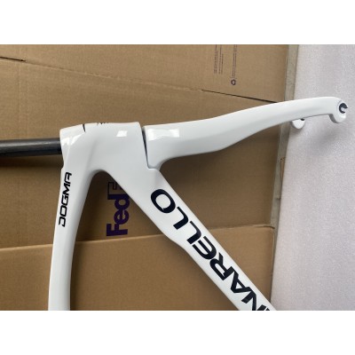 Pinarello DogMa F12 Carbonfaser-Rennradrahmen, Felgenbremse