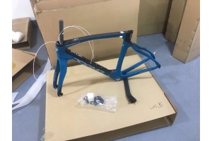 Pinarello DogMa F12 Disc Supported Carbon Road Bike Frame