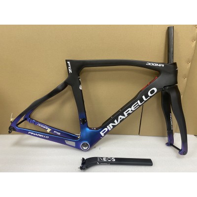 Pinarello DogMa F12 ketastoega süsinikust maanteerattaraam