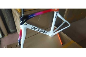 Pinarello DogMa F10 კარბონის გზის ველოსიპედის ჩარჩო