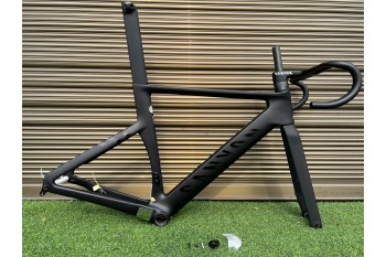 Canyon 2021 New Aeroad Disc Brake Carbon Fiber Road Bicycle Frame All Black