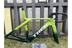 Cadre de vélo de route en fibre de carbone Trek Madone SLR Gen7 vert