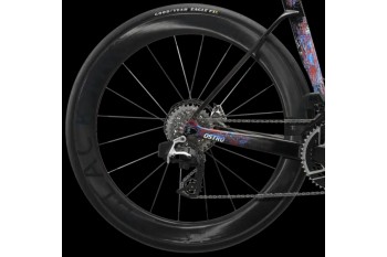 Roues Black Inc Wheels en fibre de carbone
