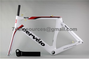 Svítící rám silničního kola Cervelo S5 Carbon