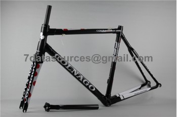 Bici da strada Colnago C59 con telaio in carbonio