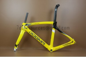 Rower szosowy Pinarello Carbon Dogma F8 Team Sky