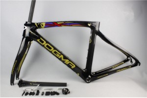 Bicicleta de estrada de carbono Pinarello Dogma F8 Wiggo