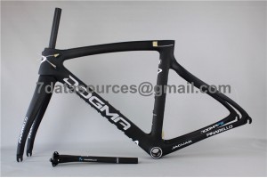 Rama roweru szosowego Pinarello Carbon Dogma F8