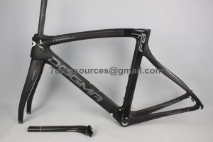 Silniční kolo Pinarello Carbon Dogma F8 Black