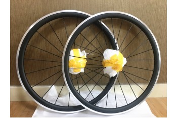 Clincher & Tubular Rims Carbon Road Bike Wheels ალუმინის დამუხრუჭების ზედაპირი